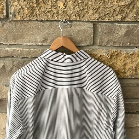 Vintage Napa Valley White Button Down Shirt with Black Vertical Stripes Large - Picture 10 of 15